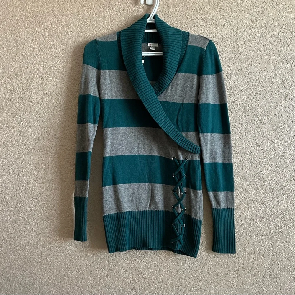 Guess | Sweater - Picture 2 of 5